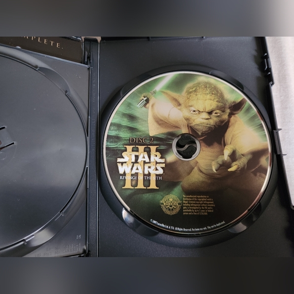 Star Wars DVDS - Picture 9 of 9